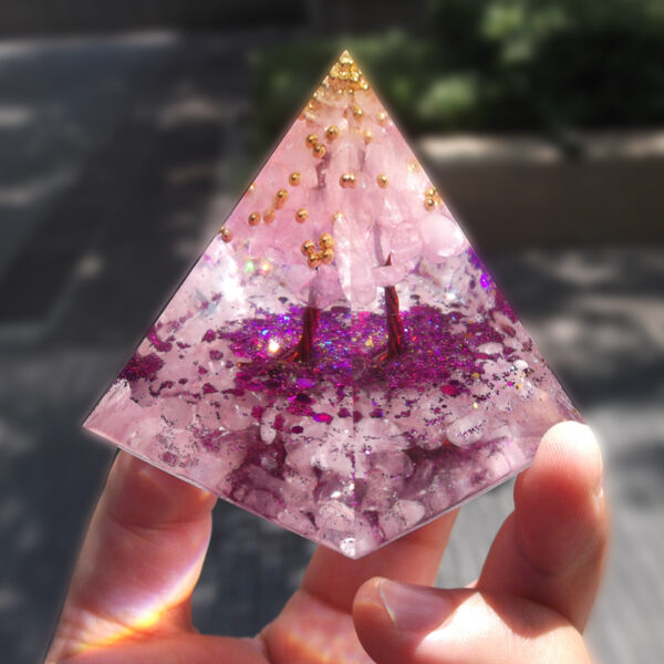 【Elemony Love Blossom Pyramid】2025 Feng Shui Romance Gift & Spiritual Healing Decor